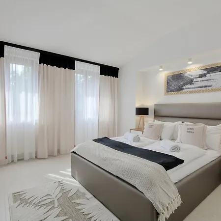 Apartament Plomnica *